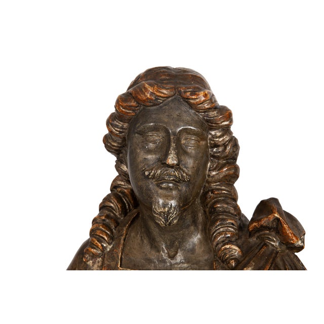 18th Century Pair of Carved Polychromed Wood Reliquary Busts of Saints, 17th/18th Century For Sale - Image 5 of 18