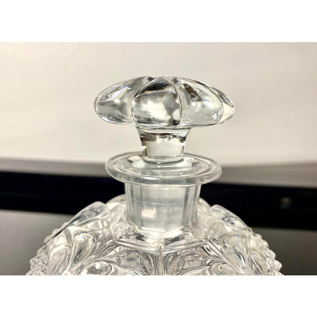Glass Fiamonds and Leaves Perfume Bottle from Baccarat, Early 19th Century For Sale - Image 7 of 16