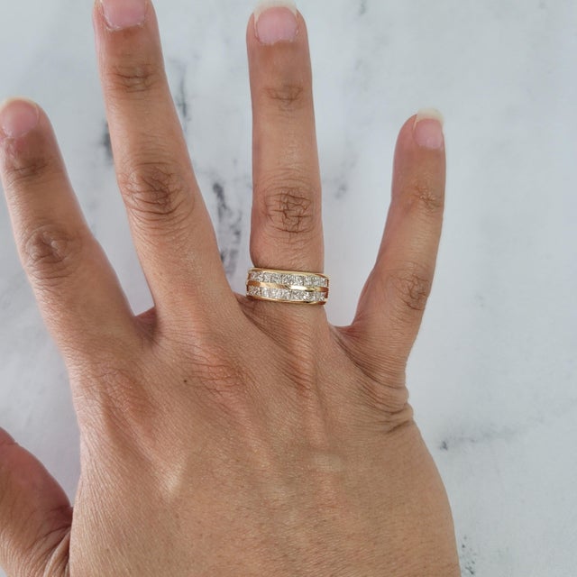 ♥ Ring Summary ♥ Main Stone: Diamond Approx. Carat Weight: 1.30cttw Diamond Color: G/H Diamond Clarity: VS2/SI2 Band...