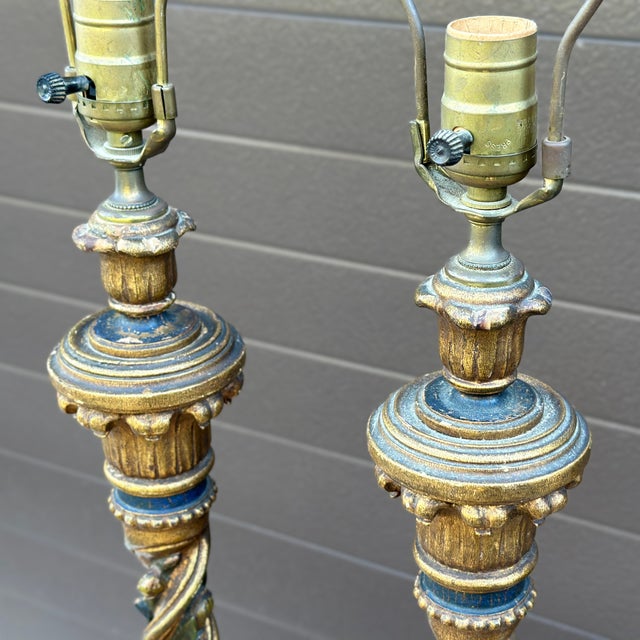 Early 20th Century Antique Hand Carved Giltwood Barley Twist Table Lamps - a Pair For Sale - Image 5 of 12