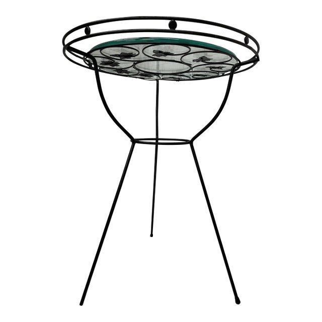 Vintage Atomic Mid Century Modern Black Iron Metal Round Accent Table For Sale