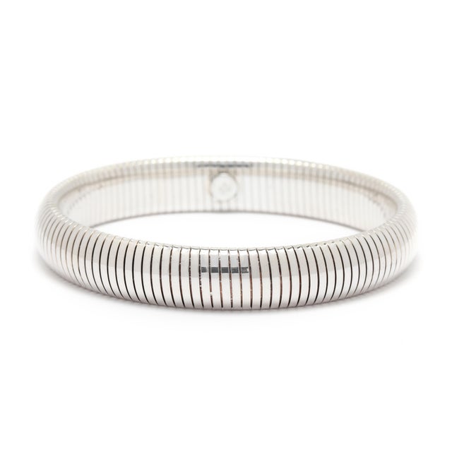 Stretchy Bangle Bracelet, Sterling Silver, Circumference 6.25 In For Sale - Image 4 of 5