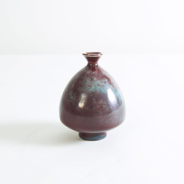 Maroon Miniature Purple Vase by Berndt Friberg for Gustavsberg, 1960s For Sale - Image 8 of 8