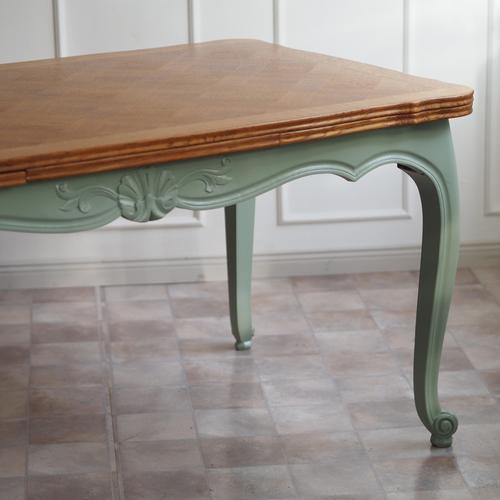 Louis XV Style Extendable Table in Oak with Herringbone Pattern For Sale - Image 4 of 10