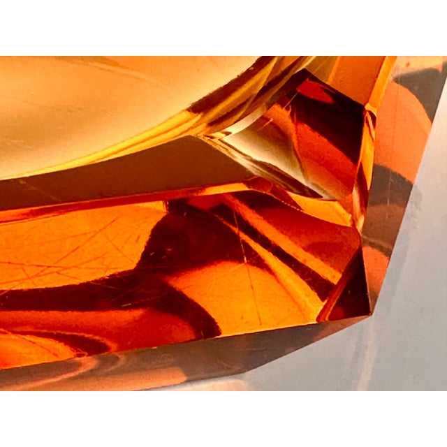 Art Deco Faceted Cut Hexagonal Amber-Colored Crystal Glass Ashtray, Bohemia, Former Czechoslovakia, 1920s For Sale - Image 10 of 13