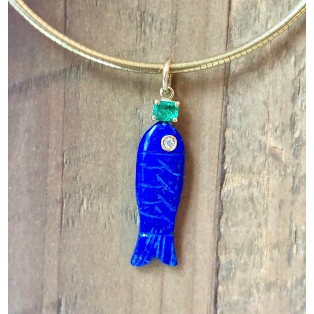 Royal Blue Perfect Poisson Lapis Pendant With Emerald, Diamond & 14k Gold For Sale - Image 8 of 11