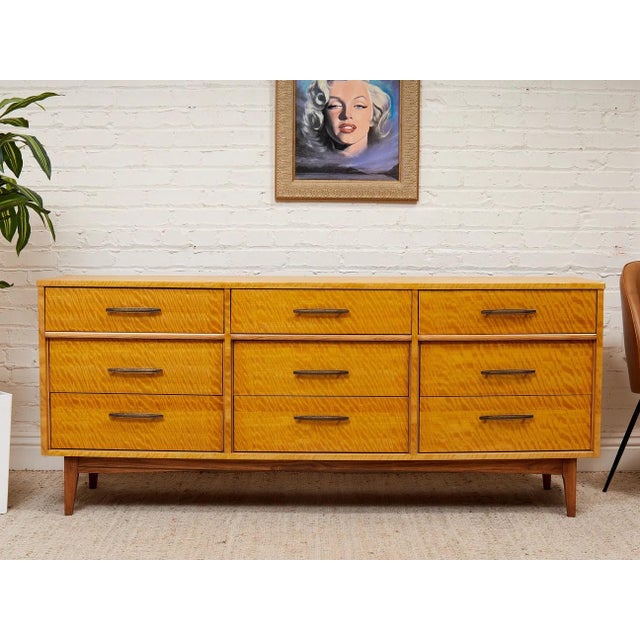 Who knew your dresser could look so good? Our Vintage collection of dressers and armories are the perfect fit for any...