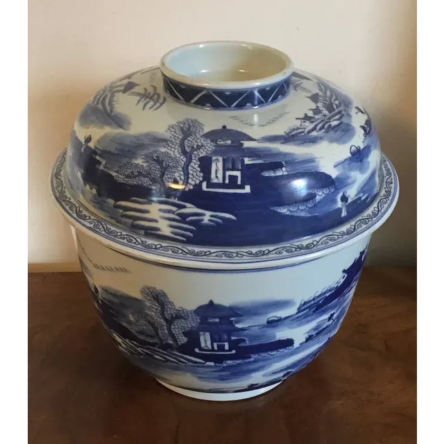 Large Chinese Export Blue & White Porcelain Storage Jar and Cover For Sale - Image 10 of 13