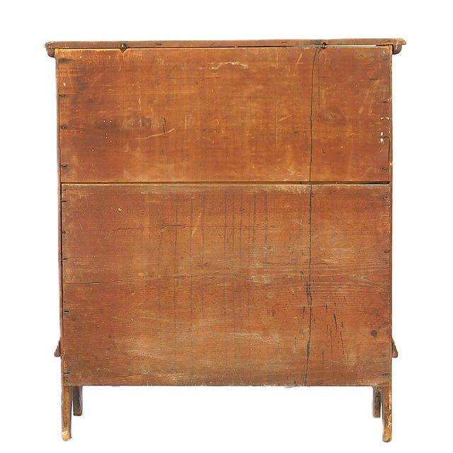 Wood Mid 18th Century Queen Anne New England Tall Blanket Chest For Sale - Image 7 of 7