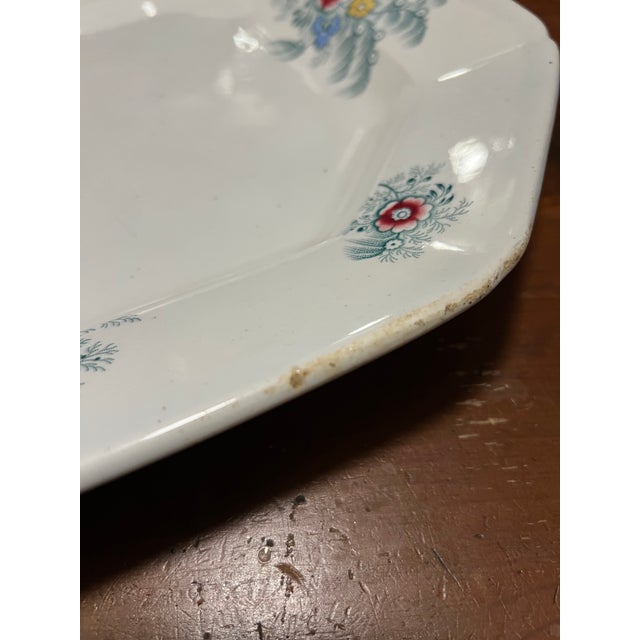 A Very Nice Antique Staffordshire Transferware "Feather" Ironstone Platter, 1850's For Sale - Image 11 of 12