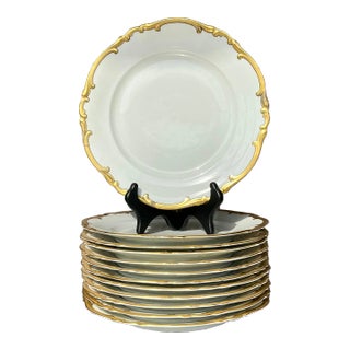 Vintage Regency Heinrich Bavaria Gilt Tipped Dinner Plates - Set of 12 For Sale