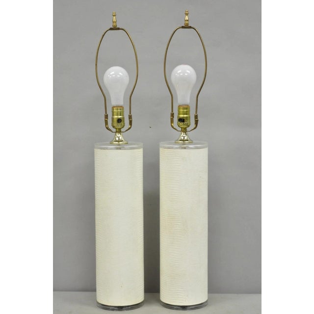 Vintage Hollywood Regency White Faux Alligator Embossed Cylinder Table Lamp Pair For Sale - Image 12 of 12