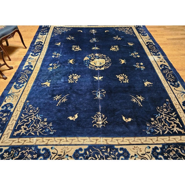 Antique Chinese Art Deco Rug, Hand-Knotted Wool Pile, Floral Motifs, 1900s For Sale - Image 13 of 13