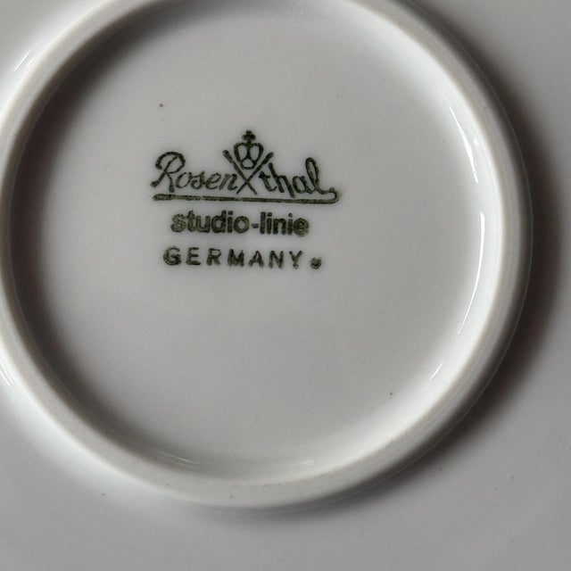 Item: Cake stand approx. 32 cm Manufacturer: Rosenthal Series: Romance Decoration: in Dur Material: Porcelain Condition:...