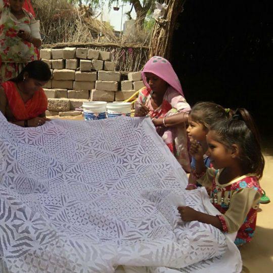 Indian Ester Twin White Applique Bedspread For Sale - Image 3 of 4