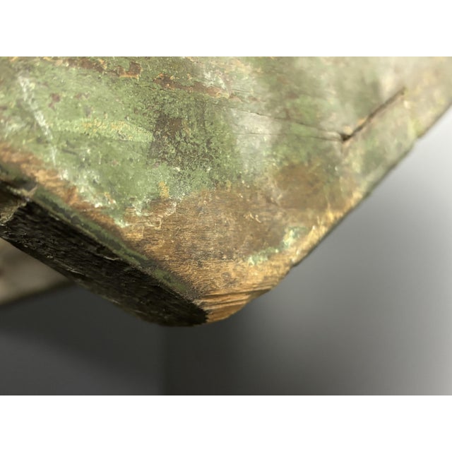 Antique Wabi-Sabi Rustic Patinated Farmhouse Tripod Worker's Stool, 1900s For Sale - Image 10 of 18