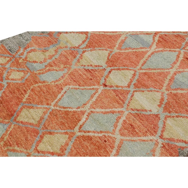 Hand-knotted in silk, this 4x8 contemporary Moroccan style rug features a ribbed texture and geometric patterns inspired...