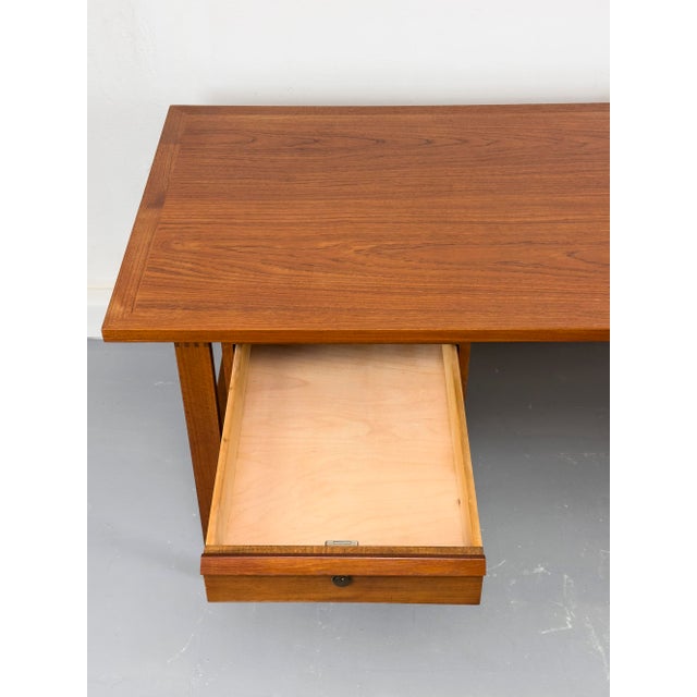 Mid-Century Modern Teak Desk by Svend Åge Madsen for Sigurd Hansen, 1960s For Sale - Image 6 of 18