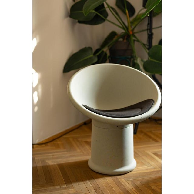 Beige Rounder 1010 Polyethylene Stool by Loope For Sale - Image 8 of 10