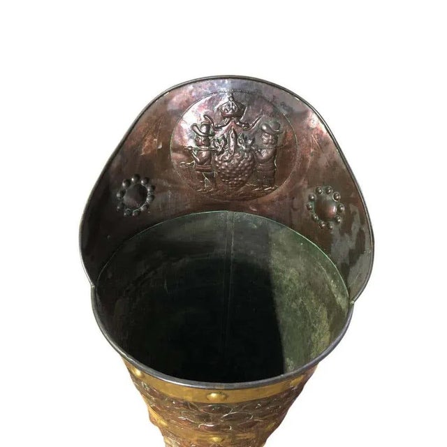 Metal Large 19th Century Brass and Copper Coal Bucket For Sale - Image 7 of 9