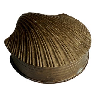 Vintage Hollywood Regency Style Brass Shell Keepsake Box For Sale