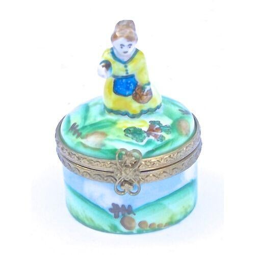 French Vintage Porcelain Farm Maiden-Themed Limoges Box For Sale - Image 3 of 5