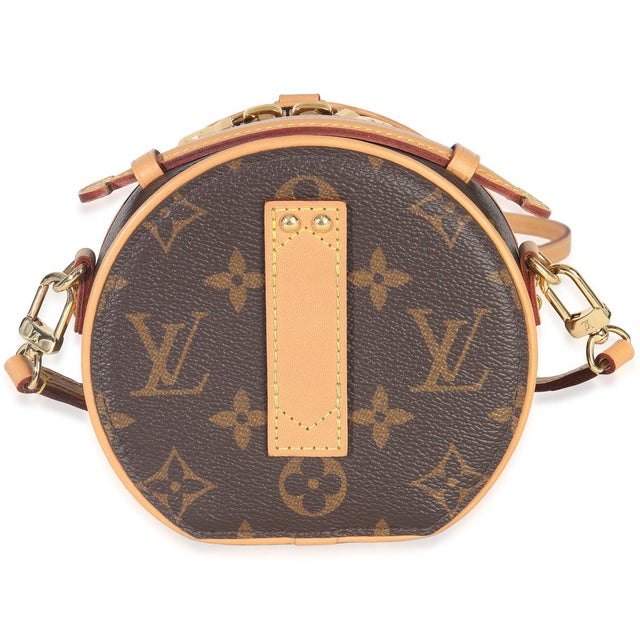 Traditional Monogram Canvas Mini Boite Chapeau For Sale - Image 3 of 8
