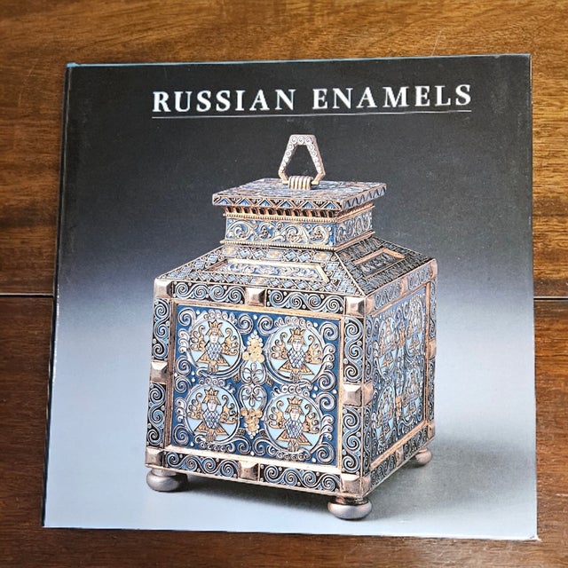 Russian Enamels photos grom an Exhibition by Anne Odom, Walters Art Gallery, 1996 is 208 pages.