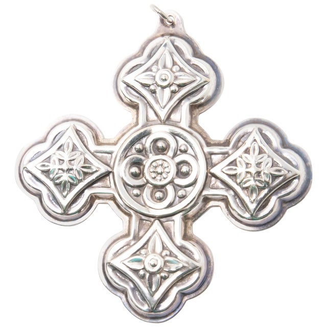 1971 Reed & Barton Christmas Cross Ornament For Sale
