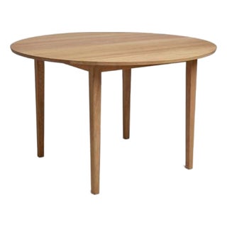Scandinavian No 3 Extendable Dining Table in Oak For Sale
