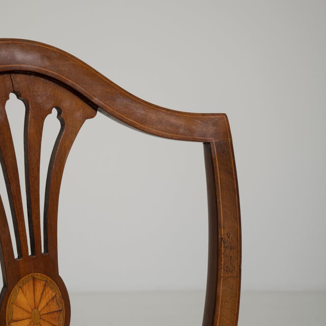 Set of Four Hepplewhite Dining Chairs, Antique, United Kingdom, 19th Century For Sale In Greensboro - Image 6 of 12
