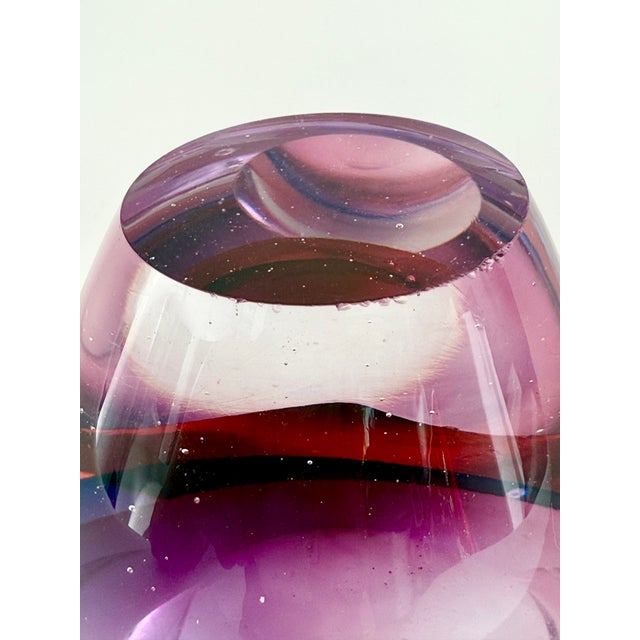 Vintage Murano Sommerso Art Glass Flavio Poli Seguso Venetian Facet Cased Vase 5.5'' For Sale - Image 10 of 10