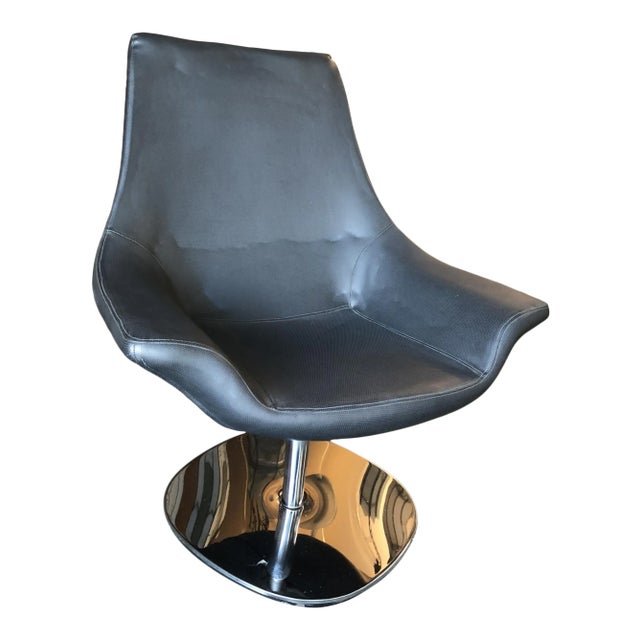 Circa 1980 Modernist Leather Captian's Lounge Chair With Chrome Base For Sale