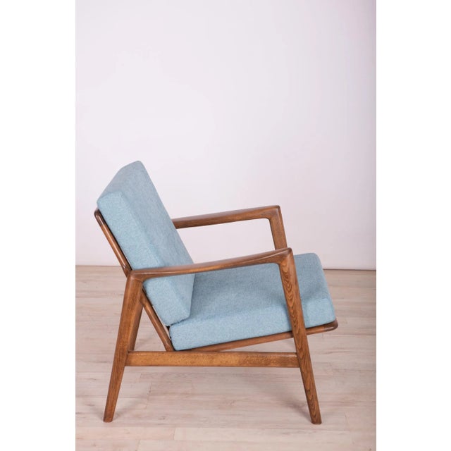 300-139 Armchair from Swarzędzka Factory, 1960s For Sale - Image 4 of 14