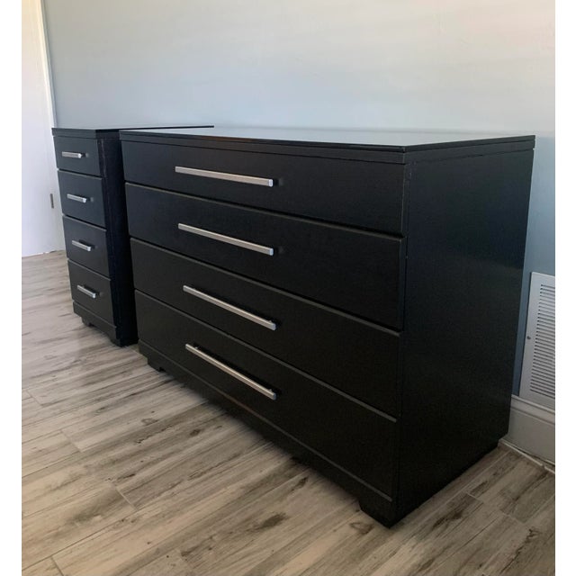 1950s Raymond Loewy for Mengel Chest of Drawers and Nightstand Set of 2 in Black With Glass Tops For Sale - Image 10 of 11