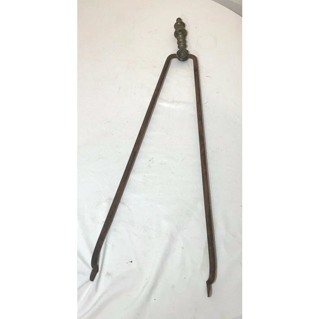 English Antique 18th Century Wrought Iron Turned Brass English Fireplace Tongs Tool For Sale - Image 3 of 10
