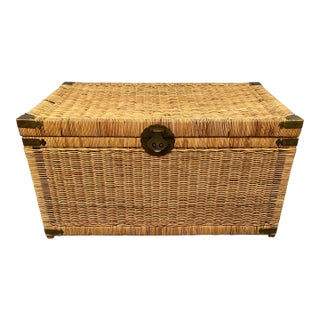 Vintage Asian Chinoiserie Wicker Trunk With Brass Hardware For Sale