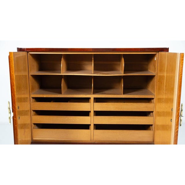 Mid-Century Cabinet in the style of Paolo Buffa, Italy, 1950s For Sale - Image 3 of 9