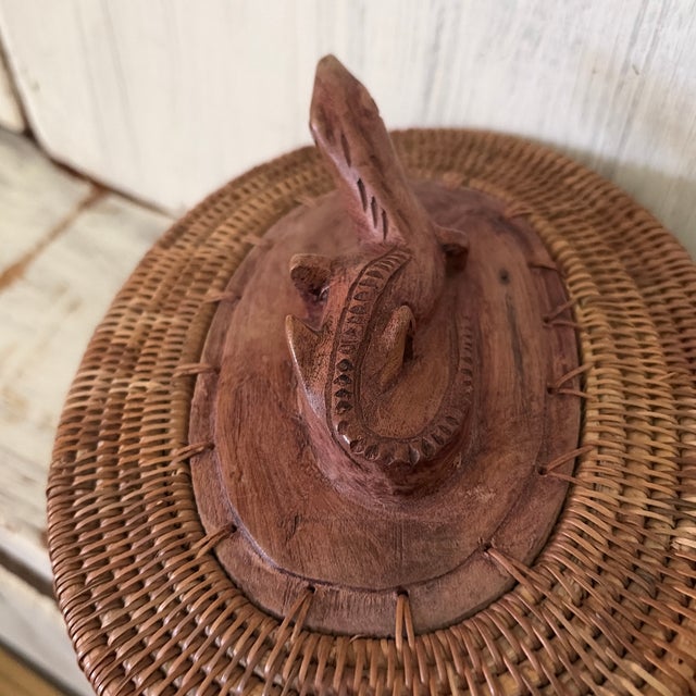 Vintage Wicker Basket W/ Lizard Top For Sale - Image 12 of 12