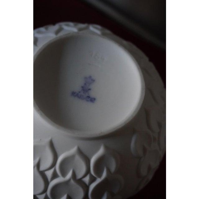 Vintage German Vases in Biscuit Porcelain from AK Kaiser, 1960s, Set of 4 For Sale - Image 10 of 14