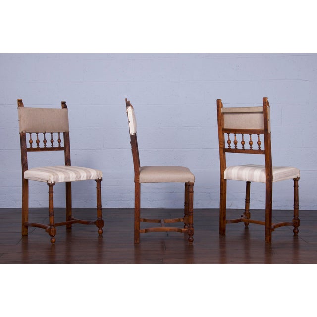 Antique French Renaissance Henry II Style Walnut Dining Chairs W/ Linen Fabric - Set of 6 For Sale - Image 4 of 13