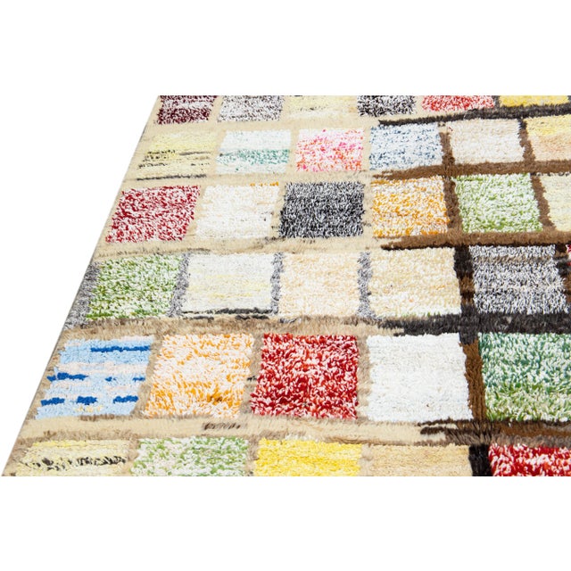 Modern Turkish Tulu Handmade Multicolor Square Pattern Beige Wool Rug For Sale In New York - Image 6 of 11