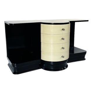 Vintage Art Deco Chest of Drawers with Curved Drawers, 1930s For Sale