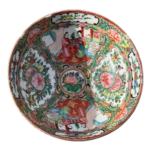 Early 20th Century Rose Medallion Serving Bowl