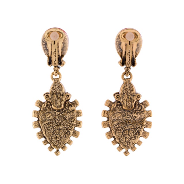 These stunning earrings are from the Oscar de la Renta Crystal Gallery Pear Drop Earrings. They feature Vibrant...