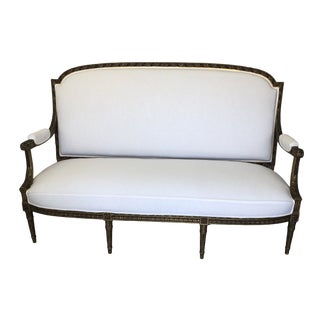 Late 18th Century French Louis XVI Style Carved Settee For Sale