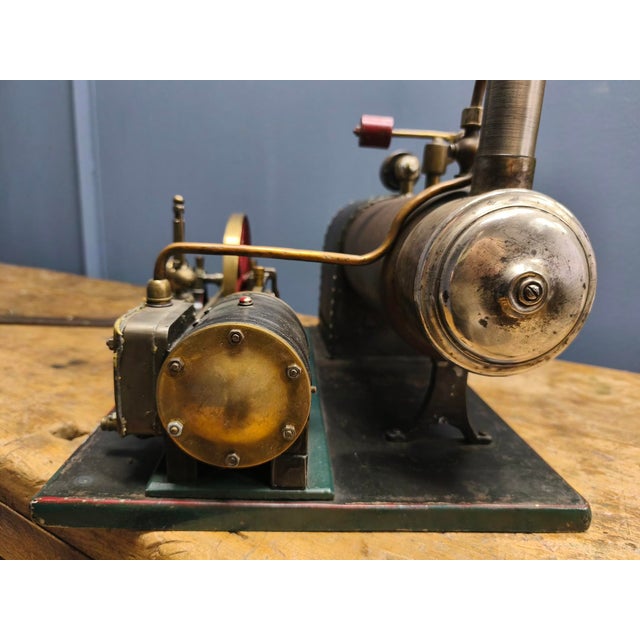 French Steam Engine in Copper and Cast Iron For Sale - Image 11 of 18