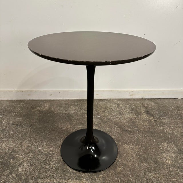 Burke Mid Century Modern Burke Round Tulip Bistro Table For Sale - Image 4 of 12