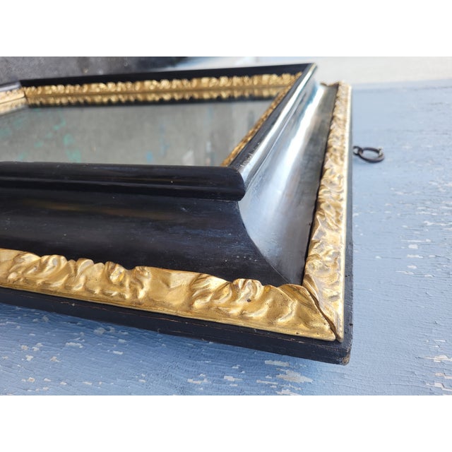 Wood 17th Century Mirror in Blackened and Gilded Wood For Sale - Image 7 of 14