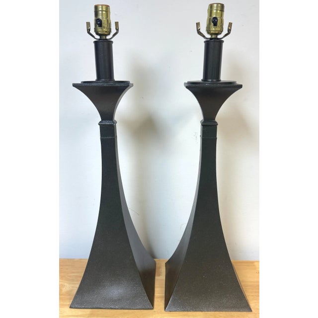 Mid-Century Modern Pair of Sculptural Lamps by Stewart Ross James for Hansen, C. 1970s For Sale - Image 3 of 10